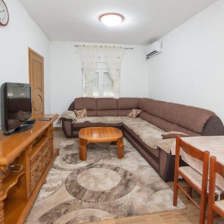 Apartment Tanja Mrcevac Buitenkant foto